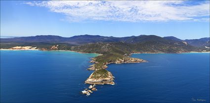 Tongue Point - Fairy Cove - Wilsons Promontory - VIC T (PBH4 00 11585)
